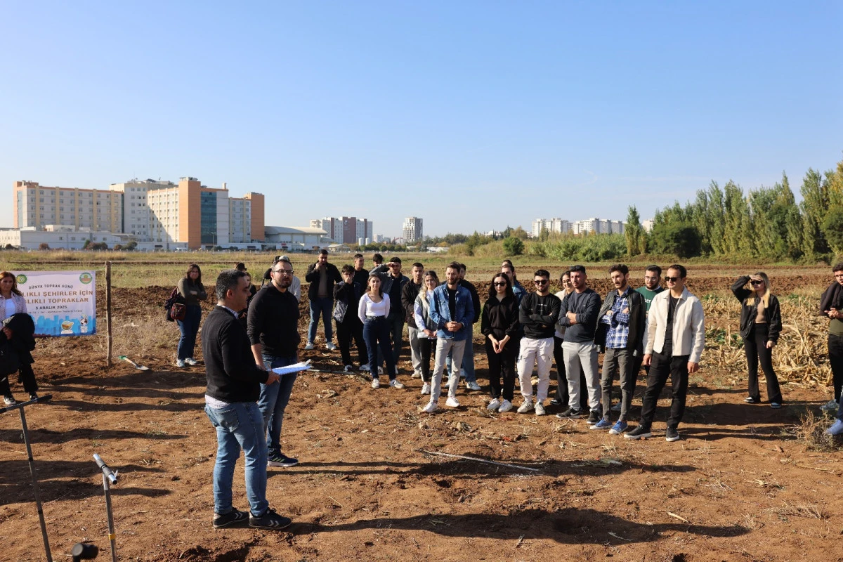 ÇÜ’de 5 Aralık Dünya Toprak Günü etkinlkleri