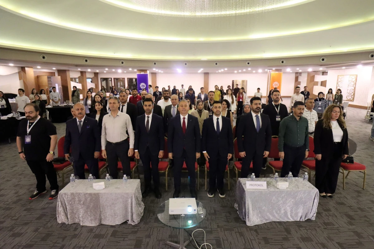 Adana COP 31 Gen&ccedil;lik İklim İdeathonu yapıldı