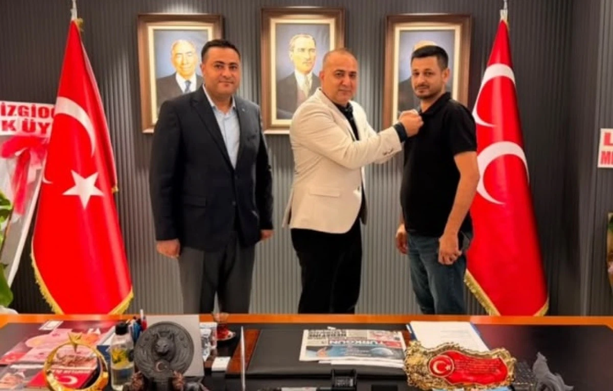 Adana&rsquo;da MHP&rsquo;ye katılım