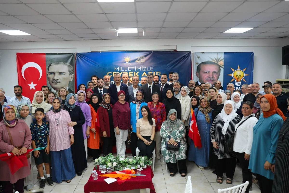&ldquo;AK Parti T&uuml;rkiye  idealinin adı oldu&rdquo;