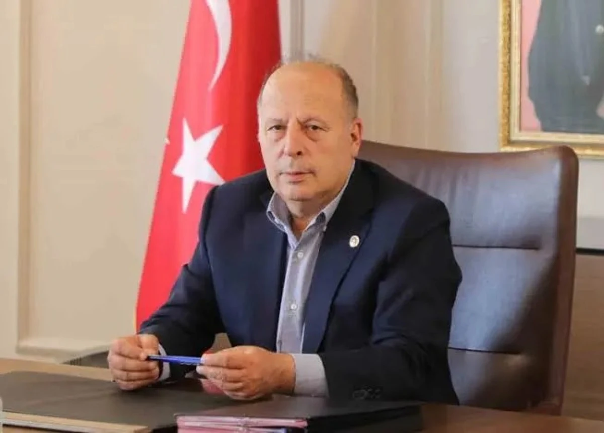 Başkan Demir&ccedil;alı g&ouml;revden uzaklaştırıldı