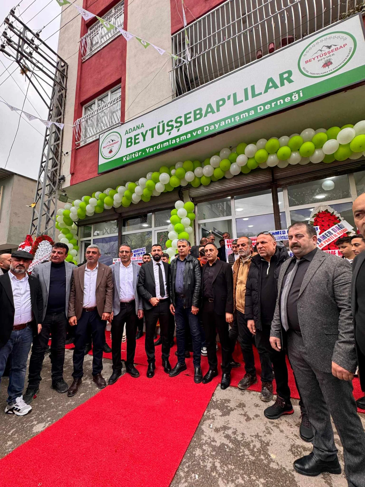 Beyt&uuml;şşebaplılar tek &ccedil;atı altında buluştu