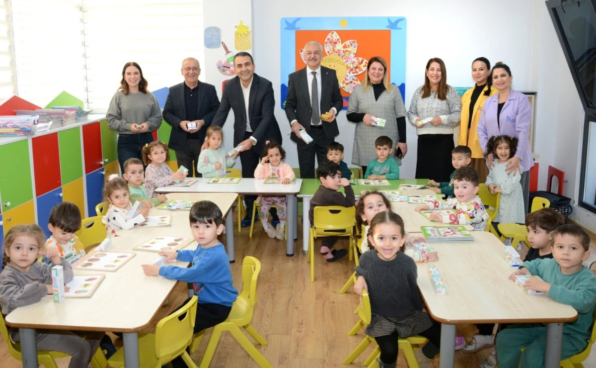 BOĞA: &ldquo;&Ccedil;OCUKLARIMIZ K&Uuml;&Ccedil;&Uuml;K YAŞTA DİŞ &Ccedil;&Uuml;R&Uuml;Ğ&Uuml; İLE TANIŞMASIN&rdquo;