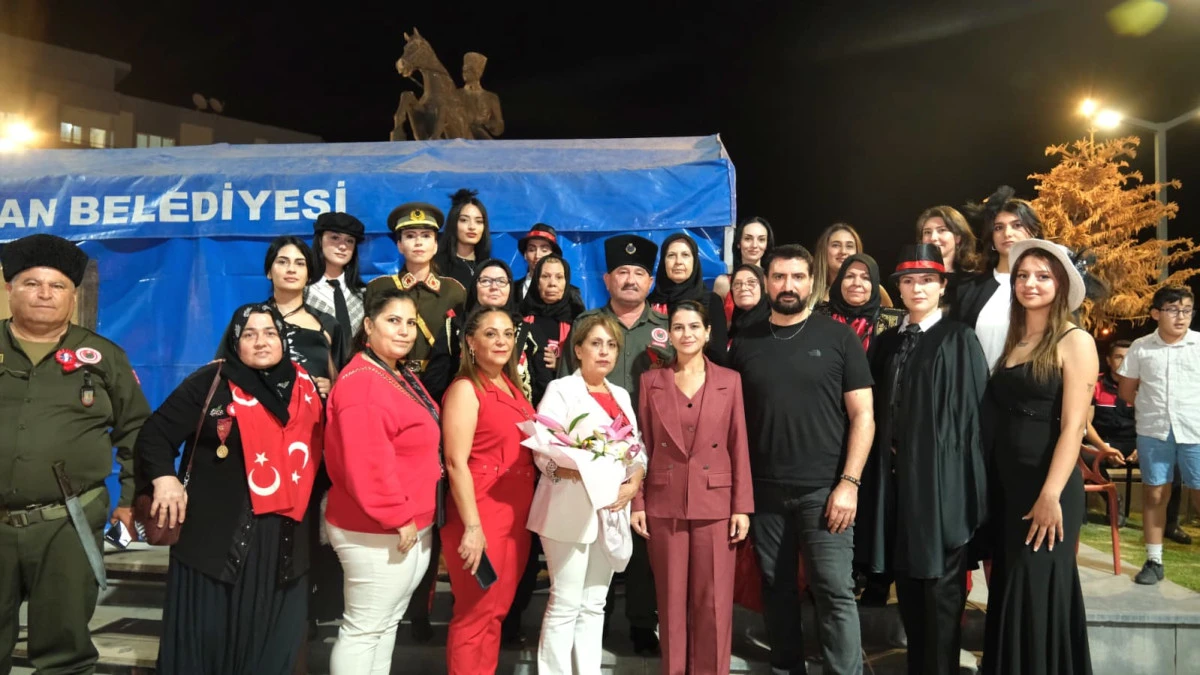 Ceyhan’da Cumhuriyet ve  Atatürk Defilesi beğeni topladı