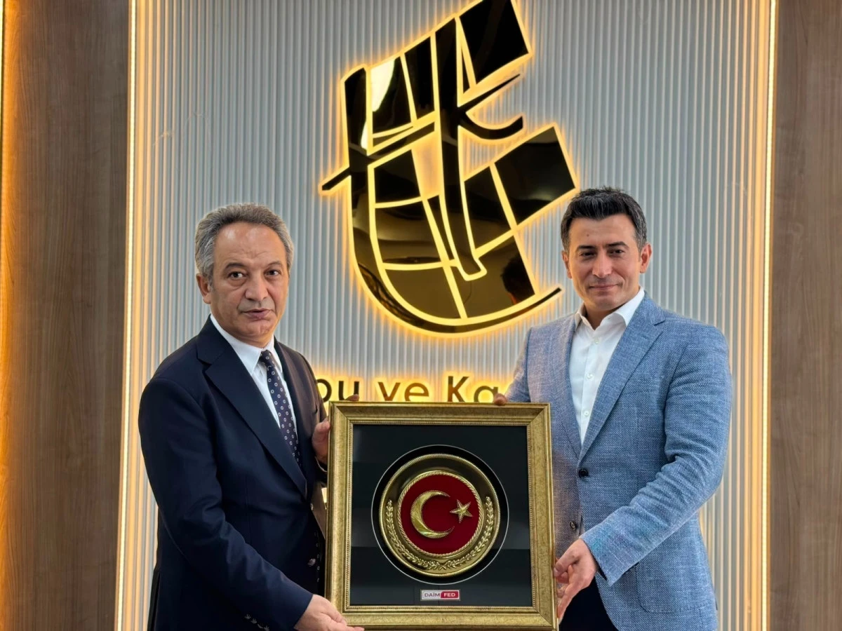 DAİMFED'den Tapu B&ouml;lge M&uuml;d&uuml;r&uuml; Gen&ccedil;er'e ziyaret