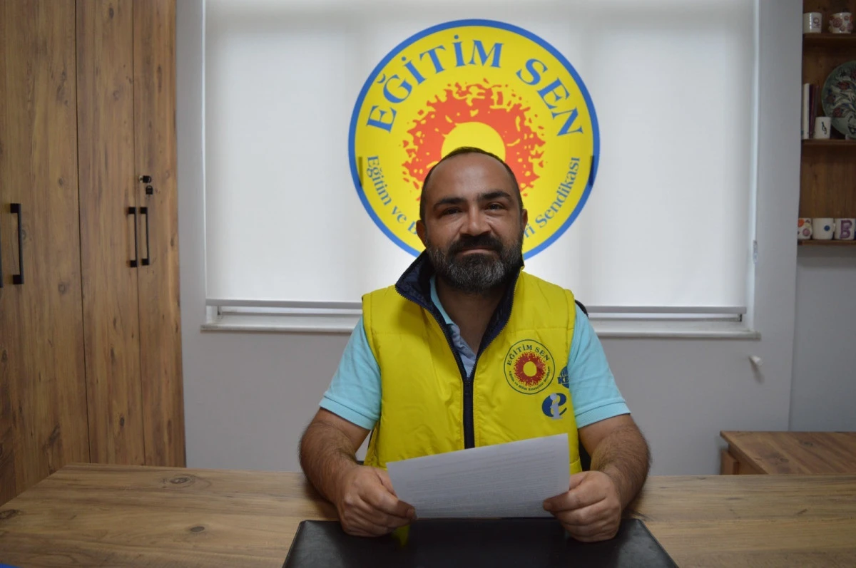 Eğitim Sen&rsquo;den ek ders &uuml;creti tepkisi