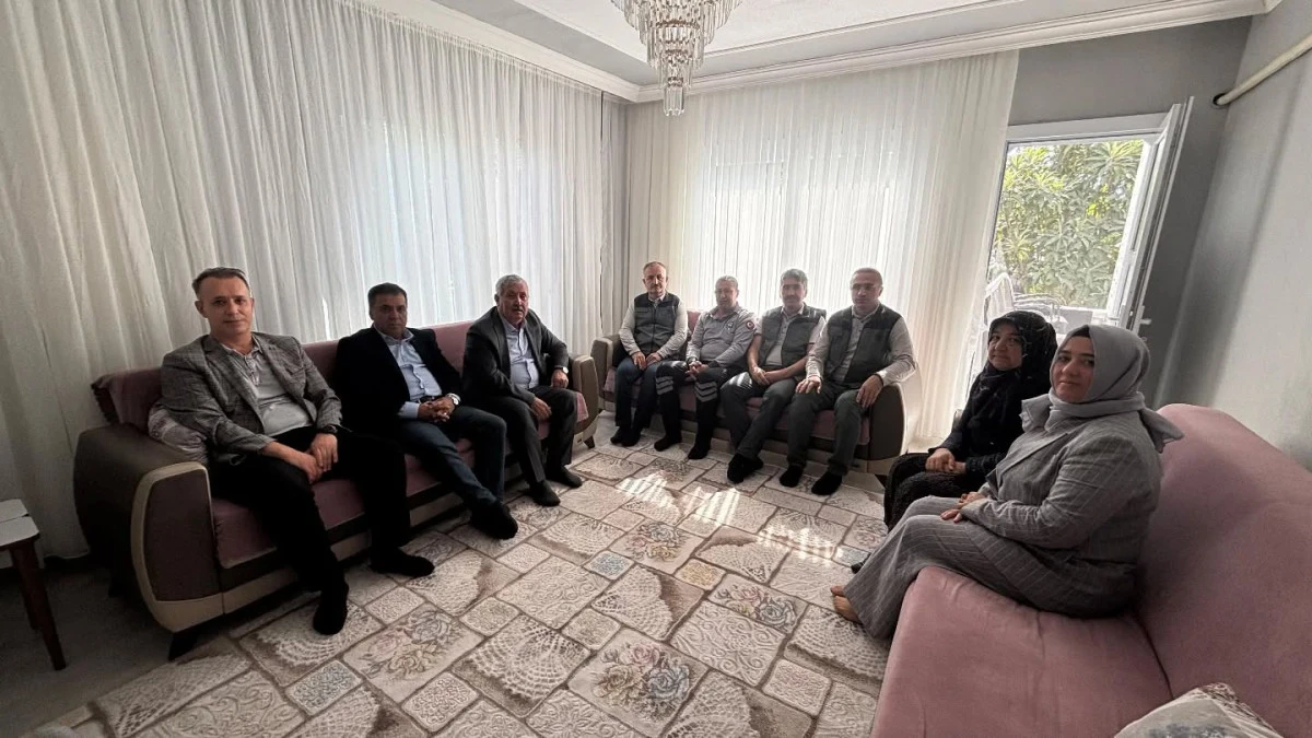 Etli’den Şehit Adem Nazım  Demirel’in ailesine ziyaret