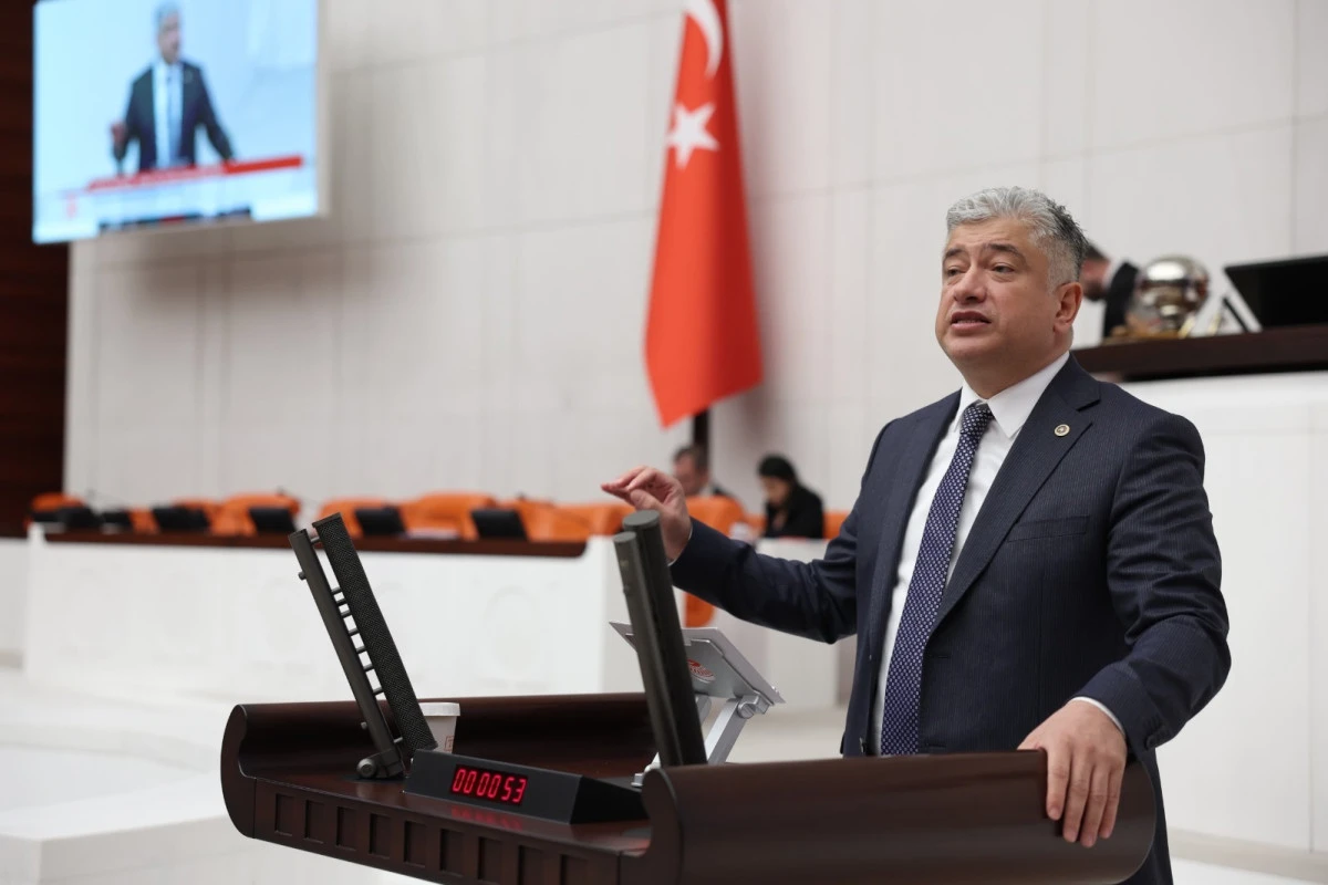 “Göl ekosistemimiz  ciddi şekilde çöküyor”