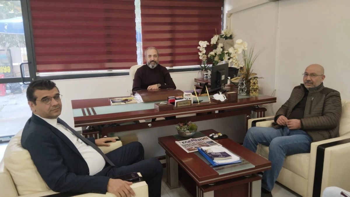 &ldquo;İKTİDAR CUMHURİYETİN  DEĞERİNİ BİZE HATIRLATTI&rdquo;