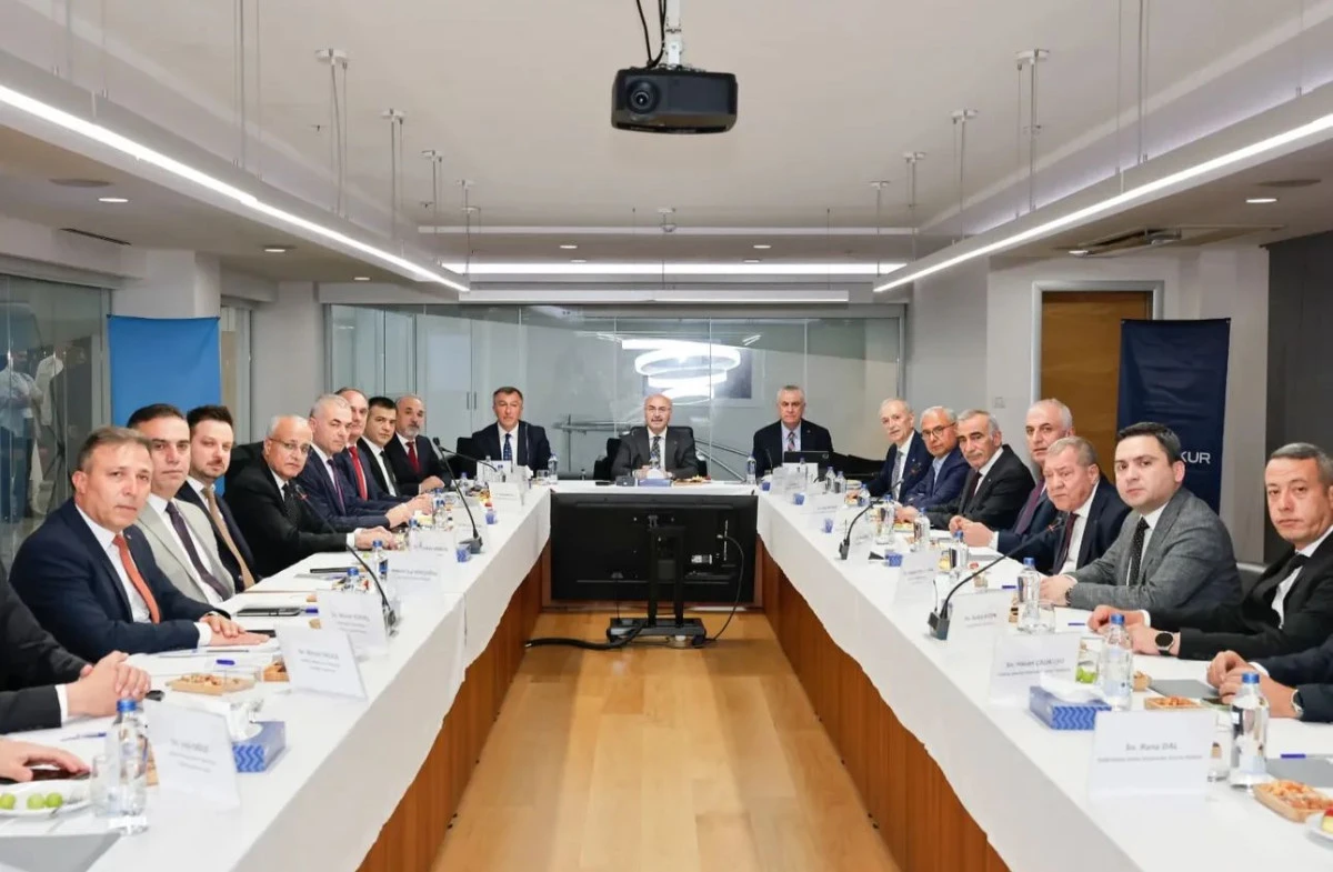 “Kadınlarımızı daha etkin işgücüne katmalıyız”