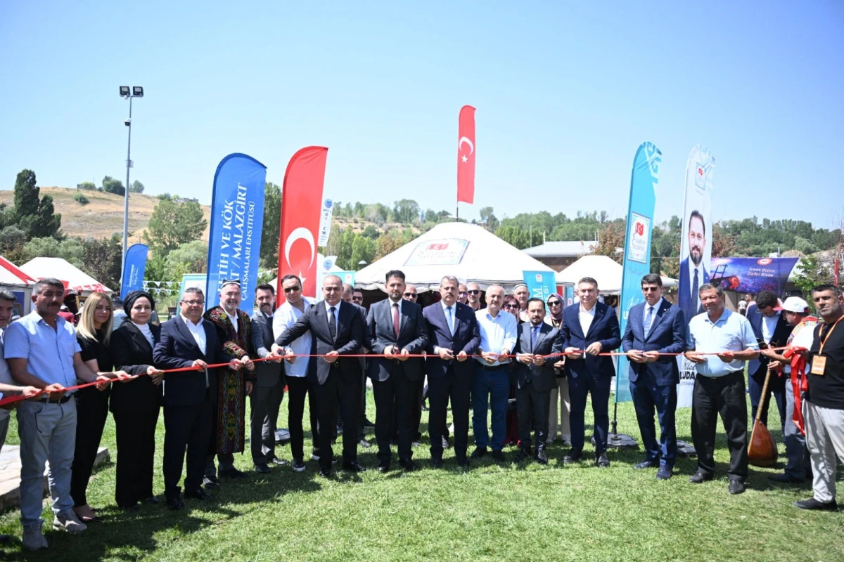MHP İl Başkanı  Yıldırım Ahlat&rsquo;ta