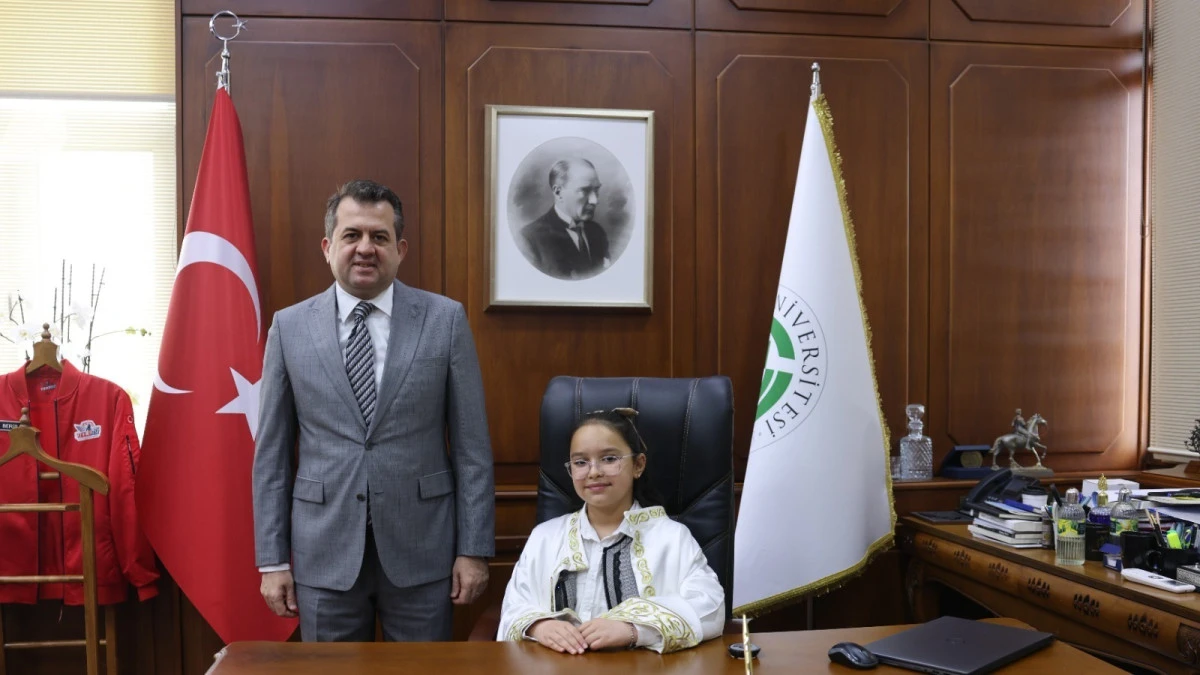 Minik Rekt&ouml;r&rsquo;den &ouml;ğrenci odaklı karar