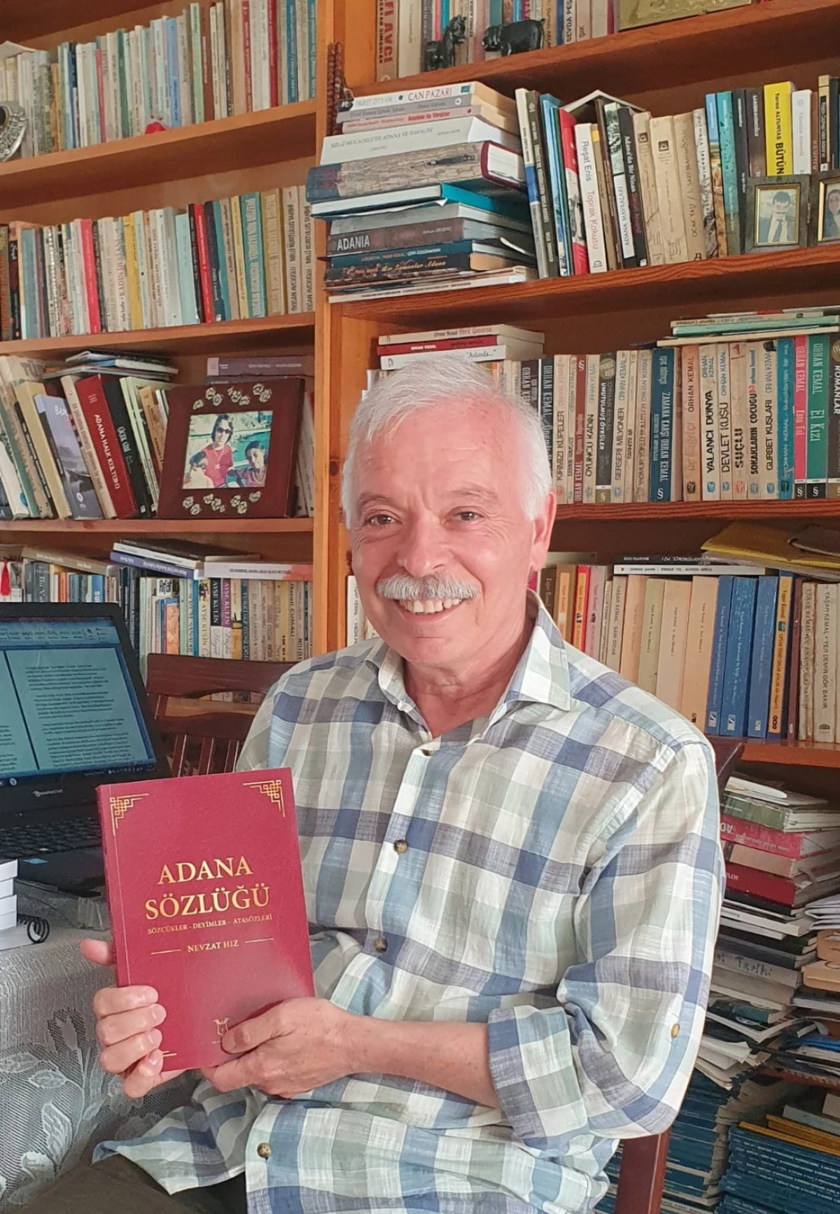 NEVZAT HIZ’IN ADANA SÖZLÜĞÜ KİTABI YAYIMLANDI