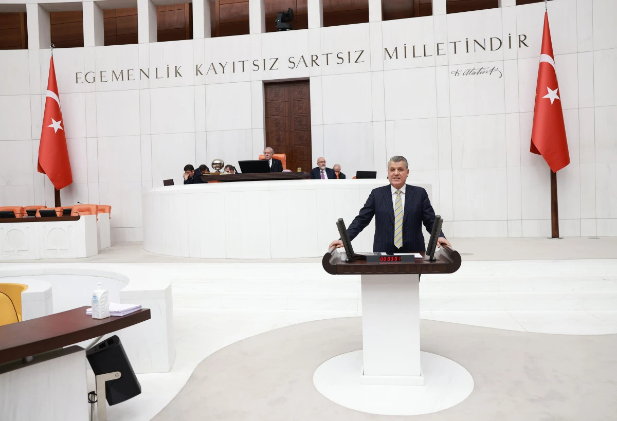 "Onurla, gururla, coşkuyla kutluyoruz"