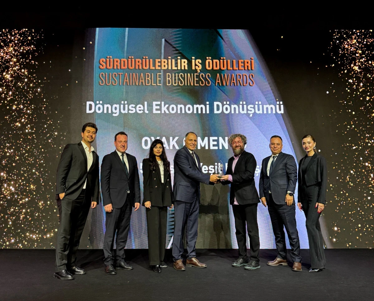 OYAK &Ccedil;imento&rsquo;ya &ldquo;D&ouml;ng&uuml;sel Ekonomi D&ouml;n&uuml;ş&uuml;m&uuml;&rdquo; &ouml;d&uuml;l&uuml;