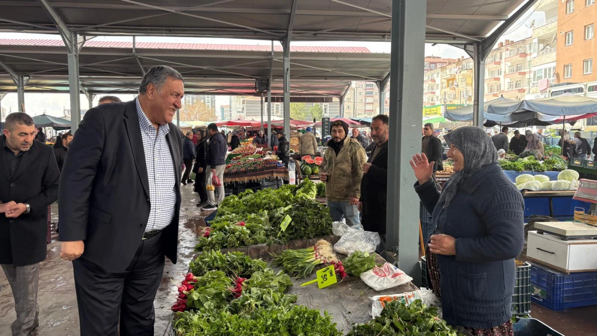 Pazarda alan da  satan da dertli