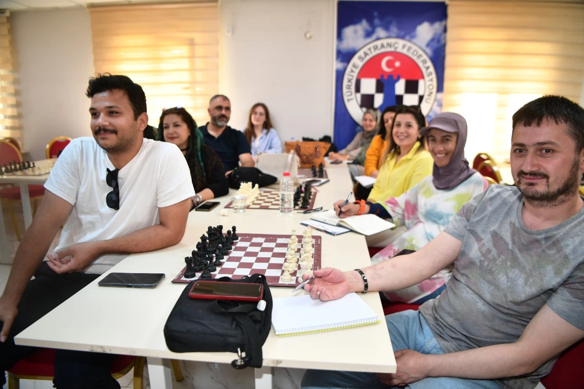 Satranç Yardımcı Antrenörlük Kursu ÇUKUROVA’DA Başladı