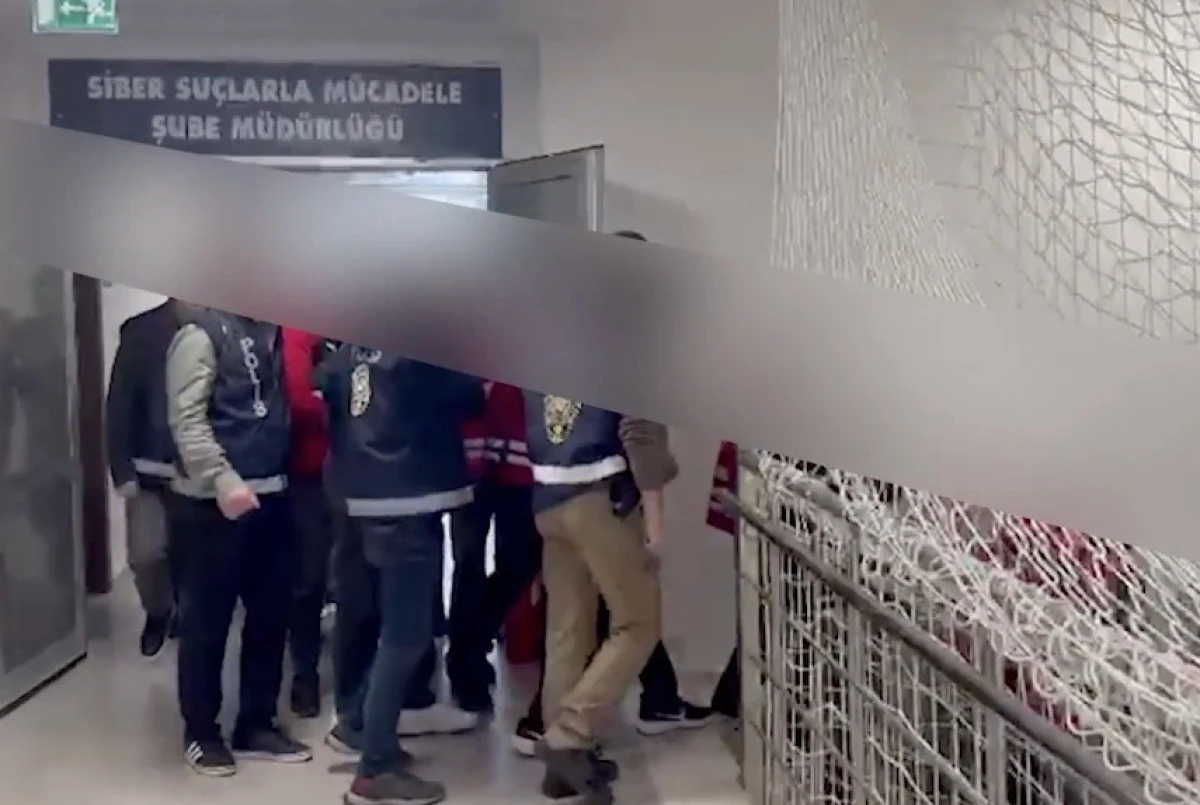 Siber su&ccedil;lara  dev operasyon