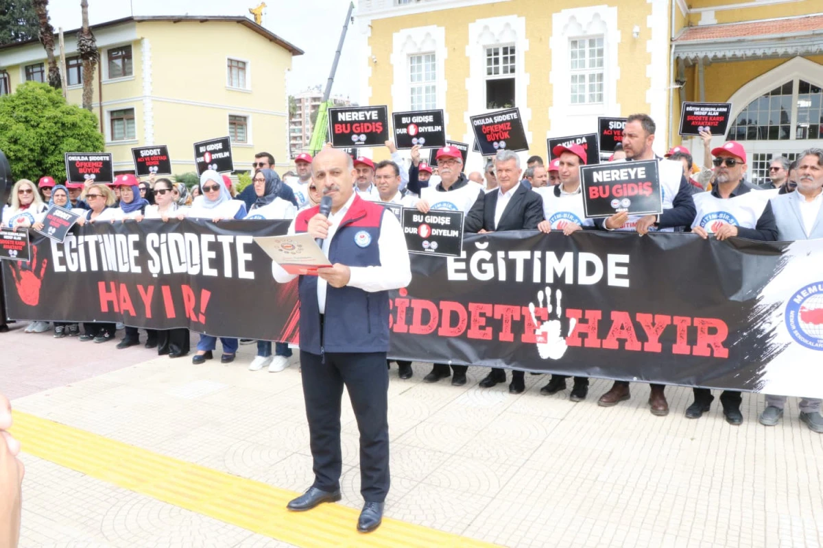 &ldquo;Şiddet eğitim yuvalarını rehin aldı&rdquo;
