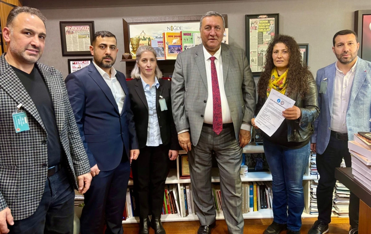 &ldquo;Staj mağdurlarının  sorunları &ccedil;&ouml;z&uuml;lmelidir&rdquo;