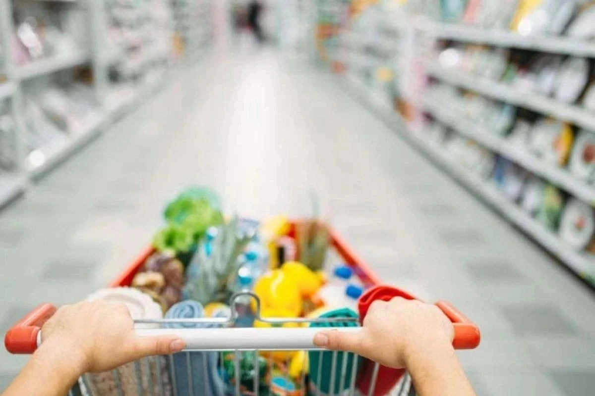 Ticaret satış hacmi yıllık y&uuml;zde 3,8 arttı