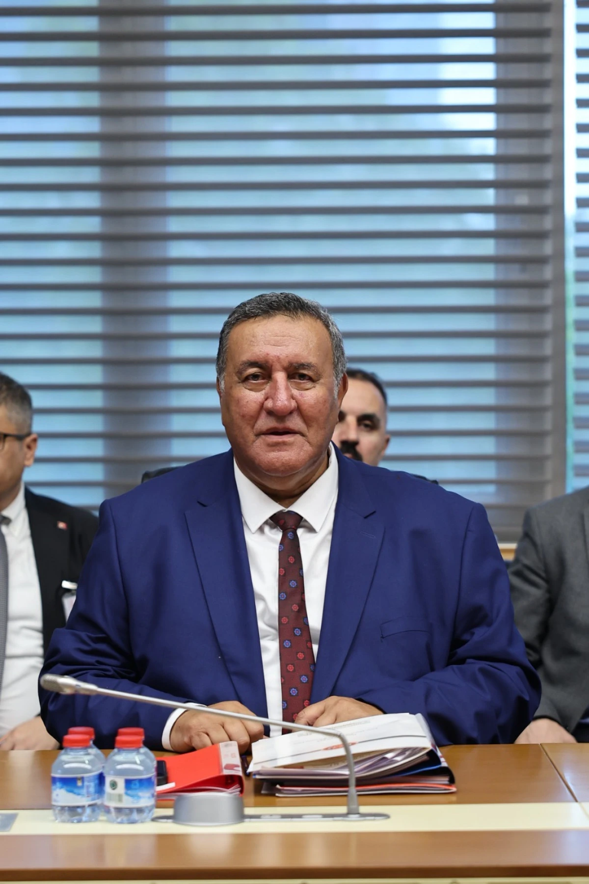 &ldquo;T&Uuml;RKŞEKER YAŞAMALI&rdquo;