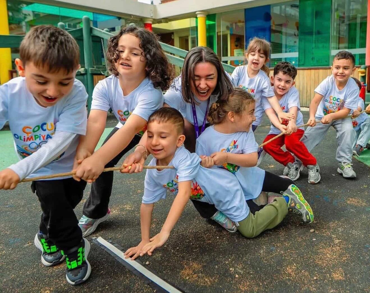 U&Ccedil;&Uuml;&rsquo;DE &lsquo;&rsquo;&Ccedil;OCUK OLİMPİYATLARI&rsquo;&rsquo; 