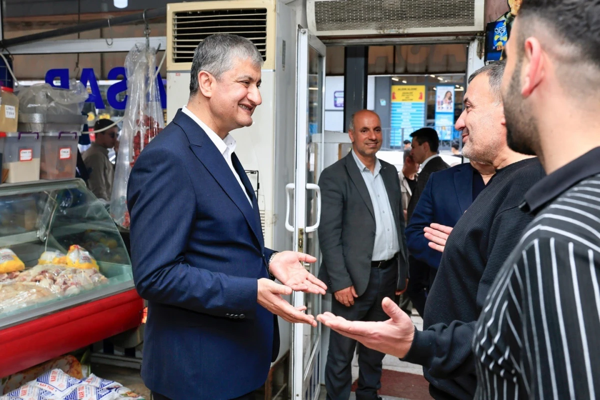 VALİ YAVUZ K&Uuml;&Ccedil;&Uuml;KDİKİLİ&rsquo;DE  ESNAF ZİYARETİNDE BULUNDU