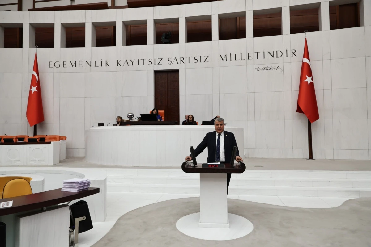"Yaşasın 19 Mayıs"