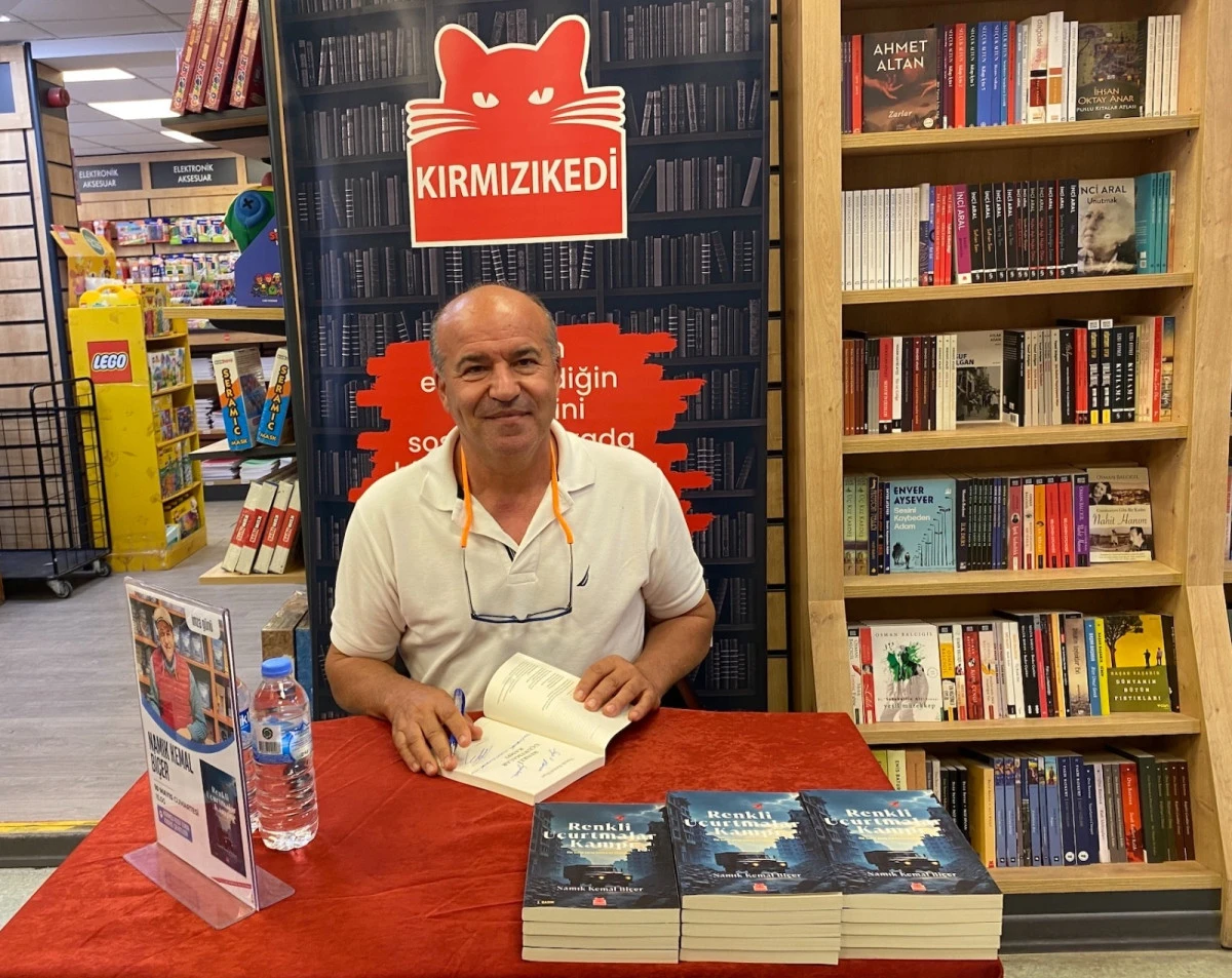 Yazar Biçer, İzmir’de okuyucularıyla buluştu