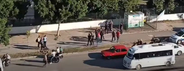 Adana'da sıcak havalar başladı. Sıcak havaların sonucu ise görüntülerde ki gibi oluyor