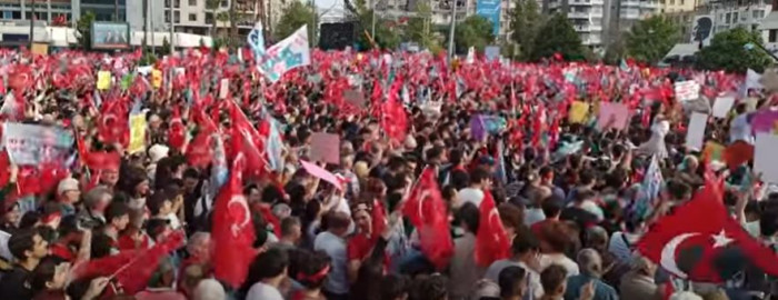 Adana'da Millet İttifakı tarafından düzenlenen mitinge on binlerce kişi katıldı